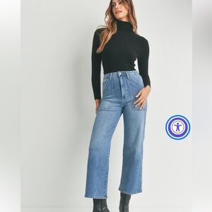 The Patch Pocket Wide Leg